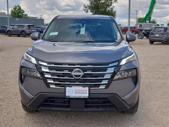 Photo of 2025 Gun Metallic Nissan Rogue