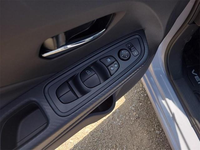 Photo of 2025 Gray Sky Pearl Nissan Versa