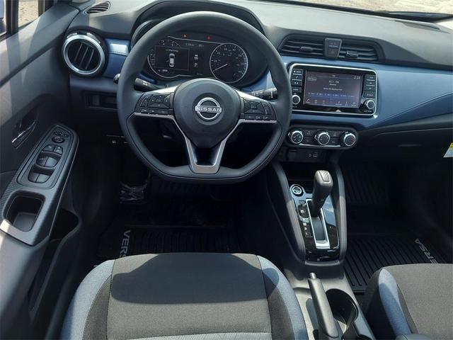 Photo of 2025 Gray Sky Pearl Nissan Versa