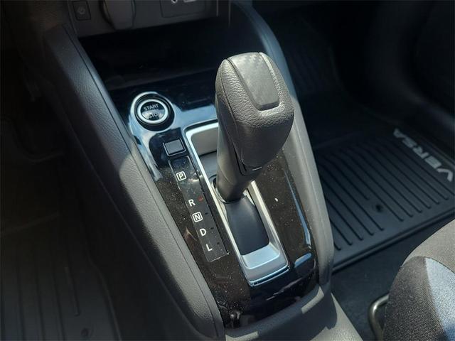Photo of 2025 Gray Sky Pearl Nissan Versa
