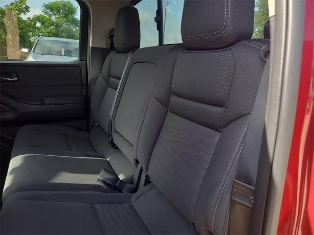 Photo of 2024 Cardinal Red Metallic Nissan Frontier