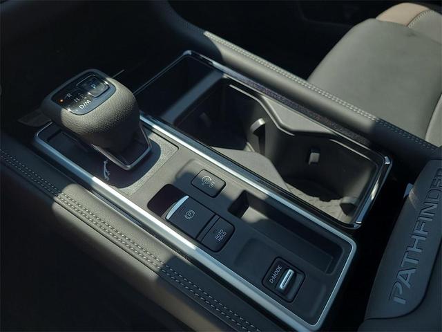Photo of 2025 Black Nissan Pathfinder