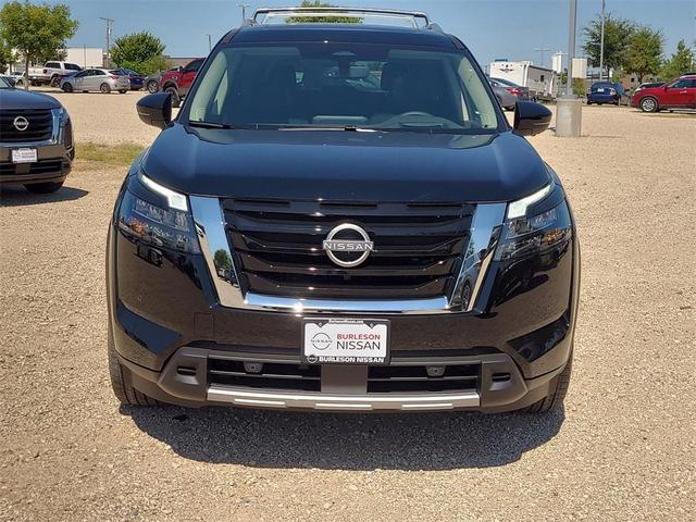 Photo of 2025 Black Nissan Pathfinder