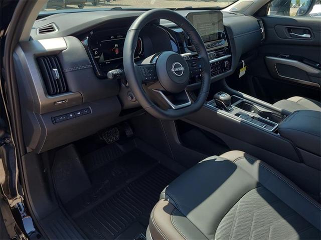 Photo of 2025 Black Nissan Pathfinder