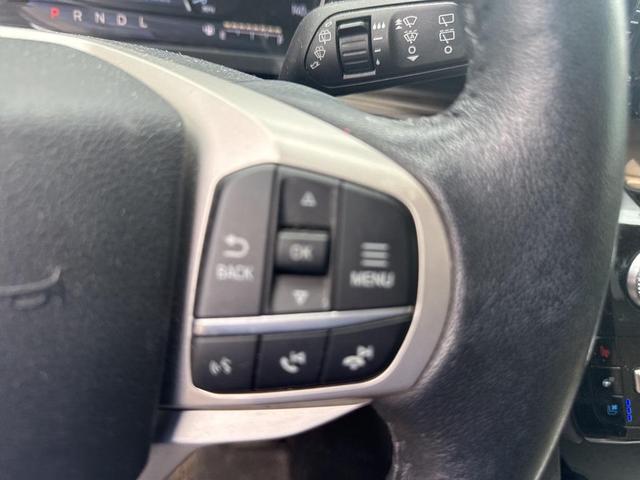 Photo of 2021 Gray Metallic Ford Explorer