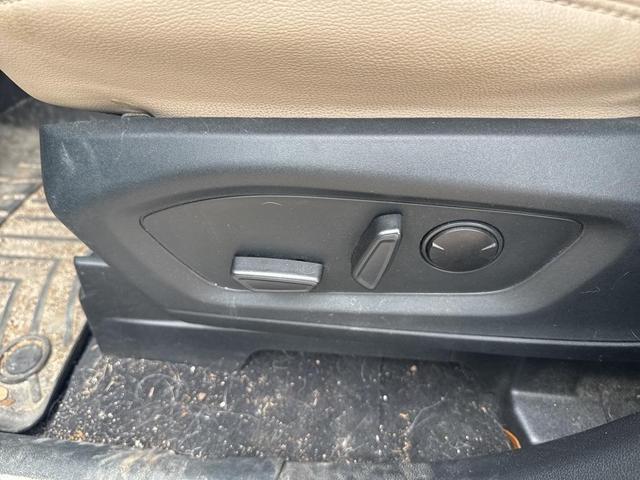 Photo of 2021 Gray Metallic Ford Explorer