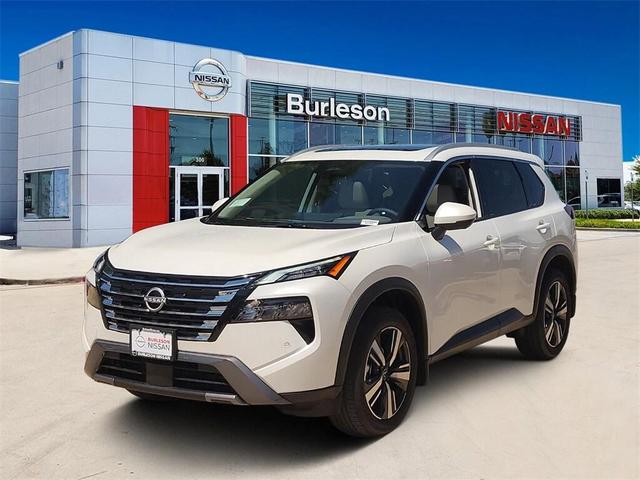 Photo of 2025 Everest White P Nissan Rogue