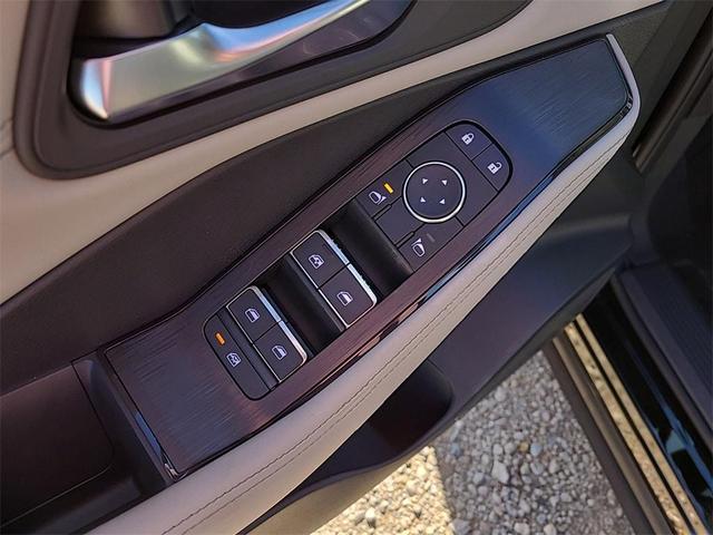 Photo of 2025 Black Nissan Rogue