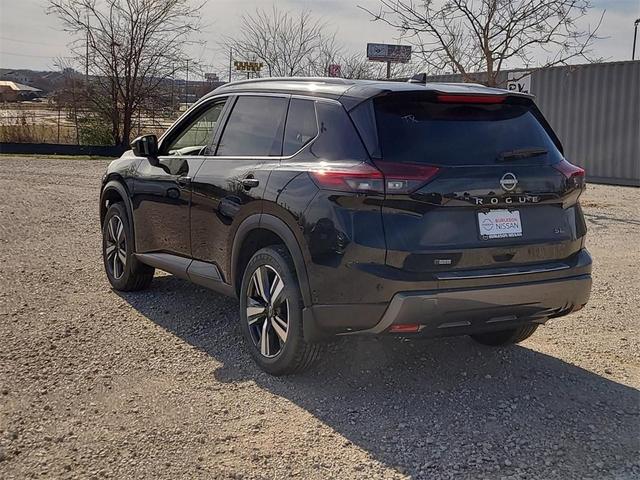 Photo of 2025 Black Nissan Rogue