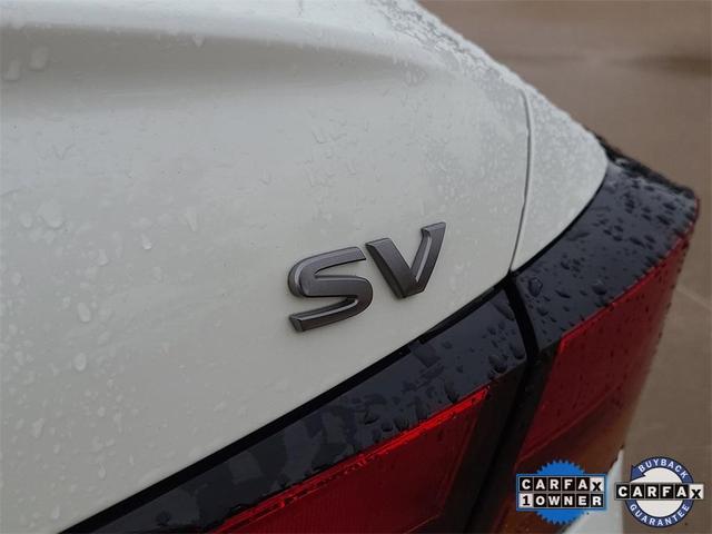 Photo of 2023 White Nissan Altima