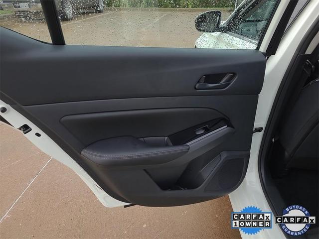 Photo of 2023 White Nissan Altima
