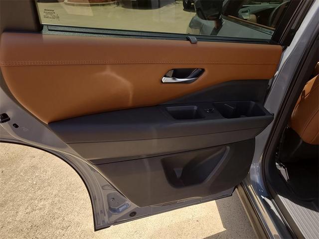 Photo of 2025 Boulder Gray Metallic Nissan Pathfinder