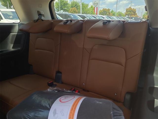 Photo of 2025 Boulder Gray Metallic Nissan Pathfinder