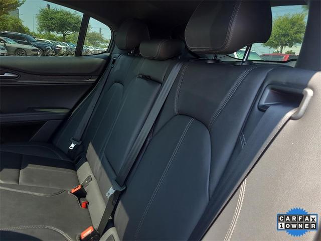 Photo of 2022 Vulcano Black Metallic Alfa Romeo Stelvio