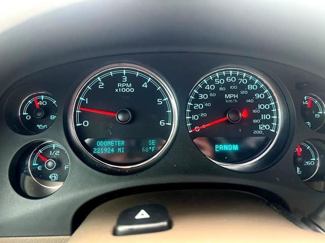 Photo of 2011 Maroon Chevrolet Tahoe