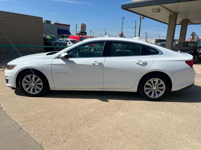 Photo of 2023 Summit White Chevrolet Malibu