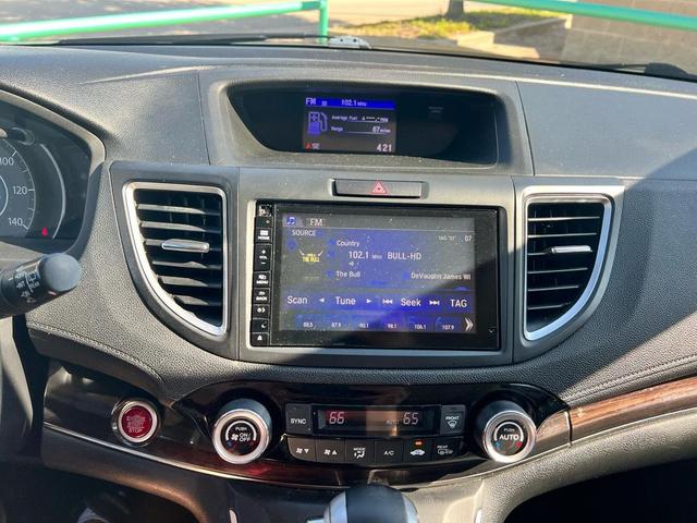 Photo of 2015 Alabaster Silver Metallic Honda CR-V