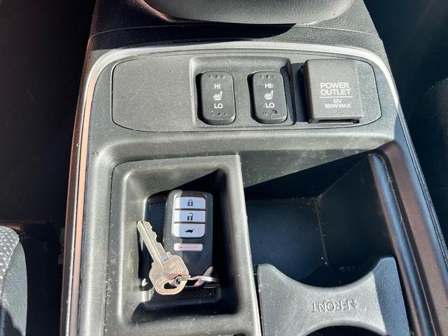 Photo of 2015 Alabaster Silver Metallic Honda CR-V