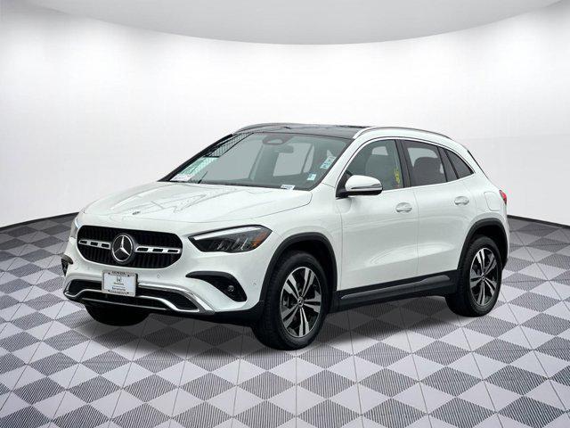 Photo of 2025 White Mercedes-Benz GLA 250