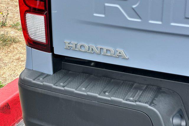 Photo of 2024 Gray Honda Ridgeline