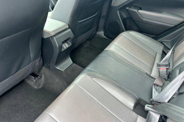 Photo of 2024 Crystal White Pearl Subaru Crosstrek