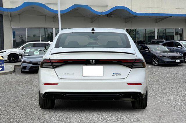 Photo of 2025 Platinum White Pearl Honda Accord Hybrid