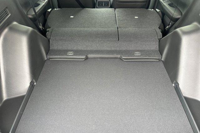 Photo of 2026 Platinum White Pearl Honda CR-V