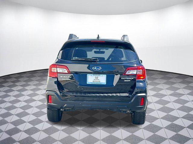 Photo of 2019 Crystal Black Silica Subaru Outback