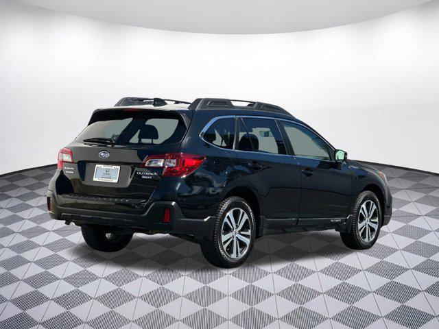 Photo of 2019 Crystal Black Silica Subaru Outback