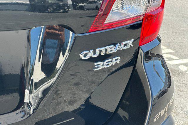 Photo of 2019 Crystal Black Silica Subaru Outback