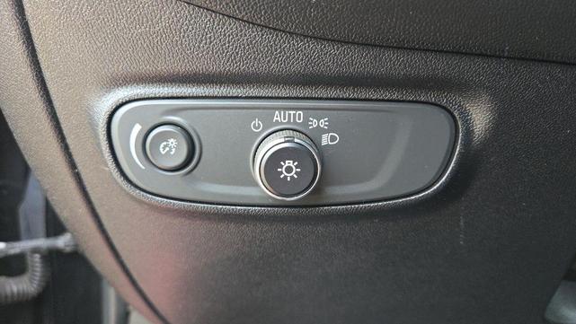 Photo of 2019 Mosaic Black Metallic Chevrolet Equinox