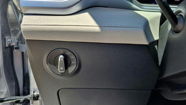 Photo of 2025 Pyrite Silver Metallic Volkswagen Taos