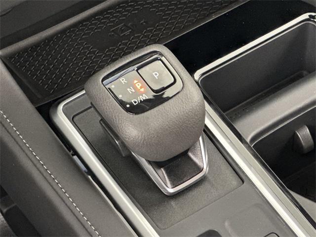 Photo of 2025 Super Black Nissan Pathfinder