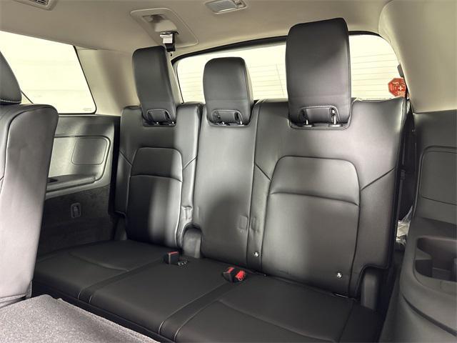 Photo of 2025 Super Black Nissan Pathfinder