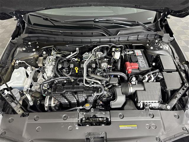 Photo of 2025 Super Black Clearcoat Nissan Altima