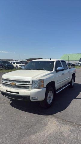 Photo of 2012 White Chevrolet Silverado 1500