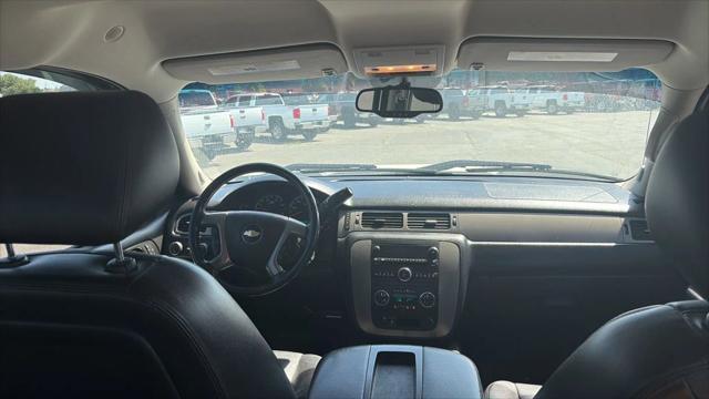 Photo of 2012 White Chevrolet Silverado 1500