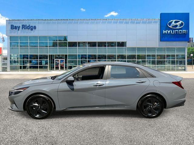 Photo of 2023 Electric Shadow Hyundai ELANTRA