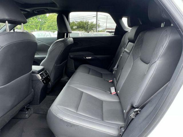 Photo of 2023 Eminent White Pearl Lexus RX 350