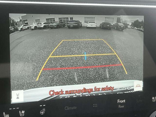Photo of 2023 Eminent White Pearl Lexus RX 350