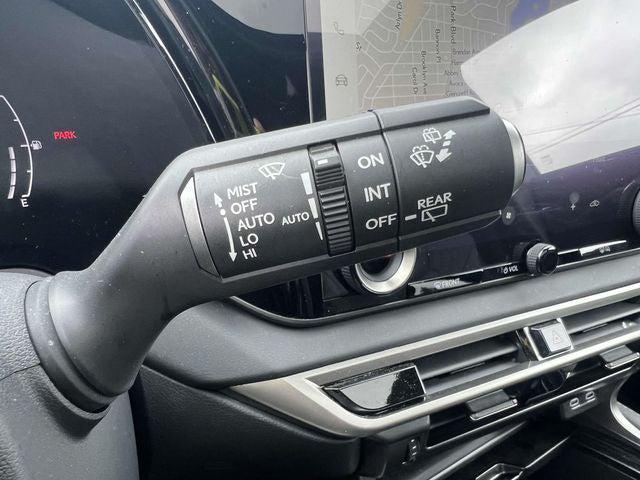 Photo of 2023 Eminent White Pearl Lexus RX 350
