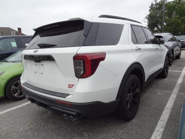 Photo of 2022 STAR WHITE MET TRI-COAT Ford Explorer