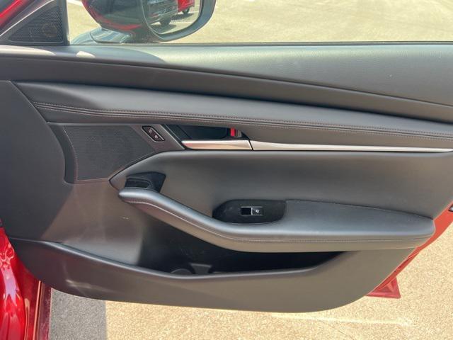 Photo of 2025 Soul Red Crystal Metallic Mazda Mazda3
