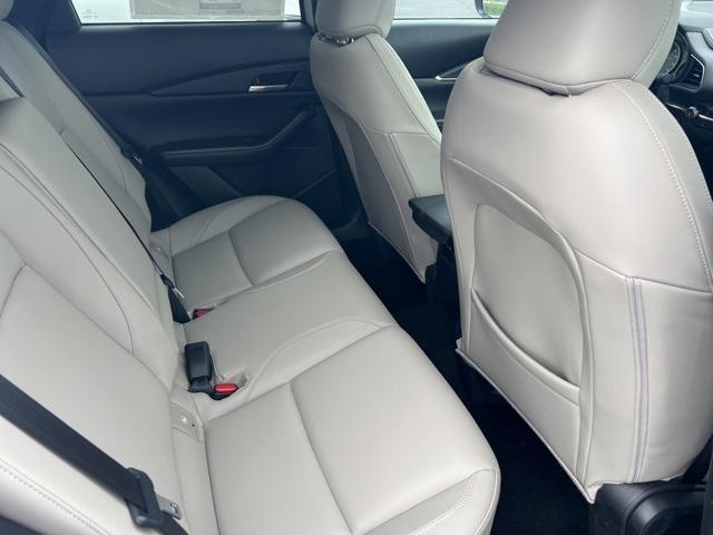 Photo of 2025 Snowflake White Pearl Mica Mazda CX-30