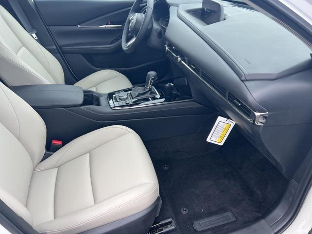 Photo of 2025 Snowflake White Pearl Mica Mazda CX-30