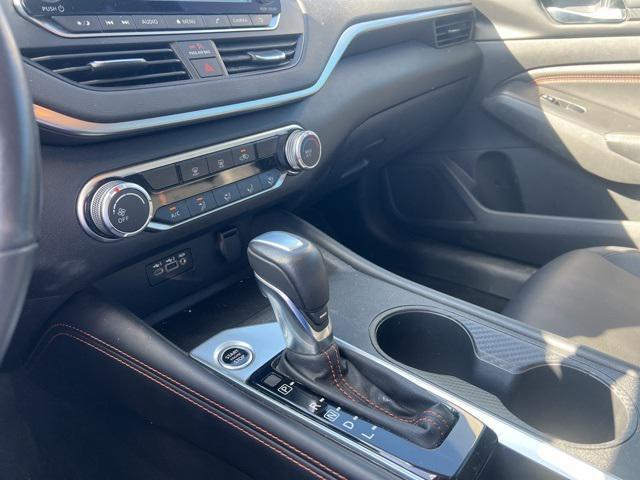 Photo of 2022 Deep Blue Pearl Nissan Altima