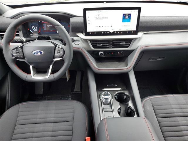 Photo of 2025 Agate Black Metallic Ford Explorer