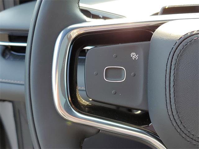 Photo of 2025 Lustrous Gray Metallic Lincoln Nautilus