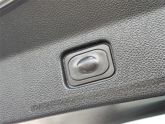 Photo of 2018 Ingot Silver Metallic Ford Explorer