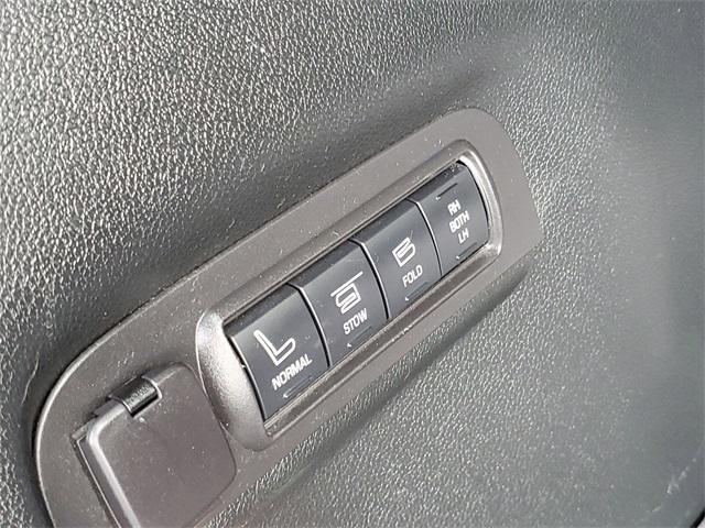Photo of 2018 Ingot Silver Metallic Ford Explorer